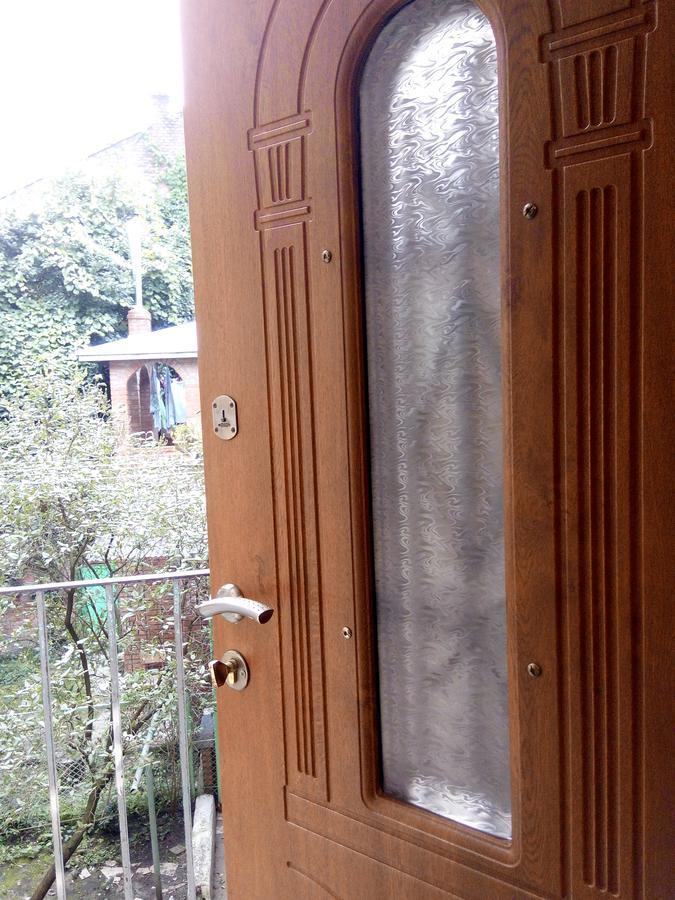 Flat On Sheptytskykh Lejlighed Lviv Eksteriør billede